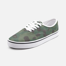 Cargar imagen en el visor de la galería, Unisex Canvas Low Cut Loafer Sneakers - Camouflage